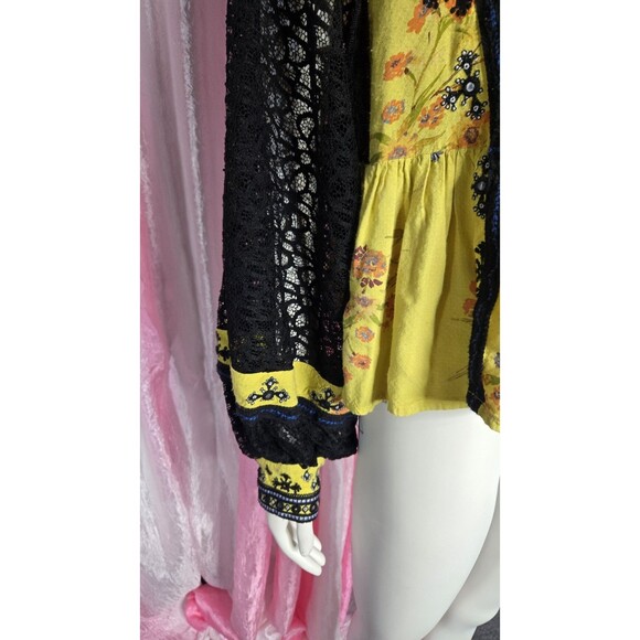 Free People Yellow Black Lace Floral Sequin Textured Bohemian Top Size Medium - Picture 4 of 15